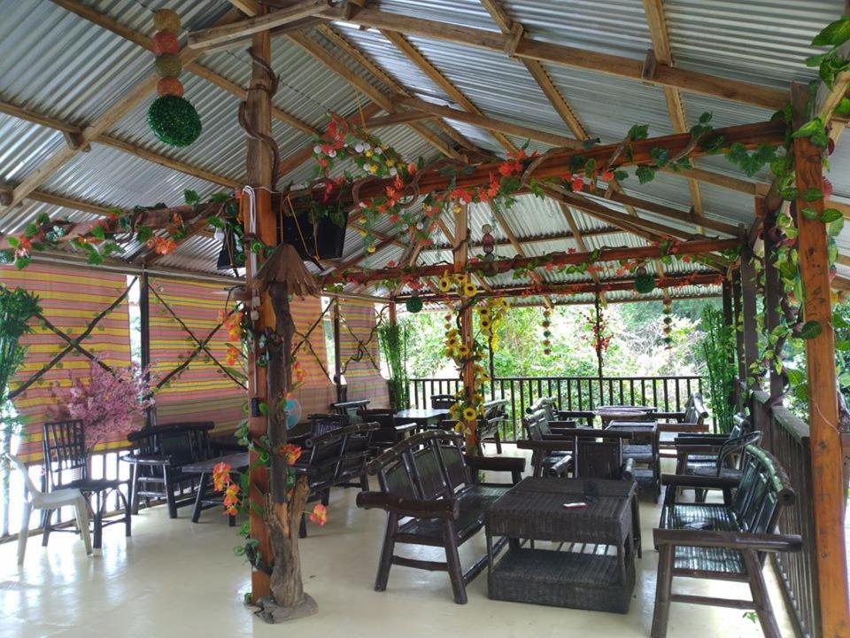 Backpackers Inn Gardenview Inn El Nido Bagian luar foto